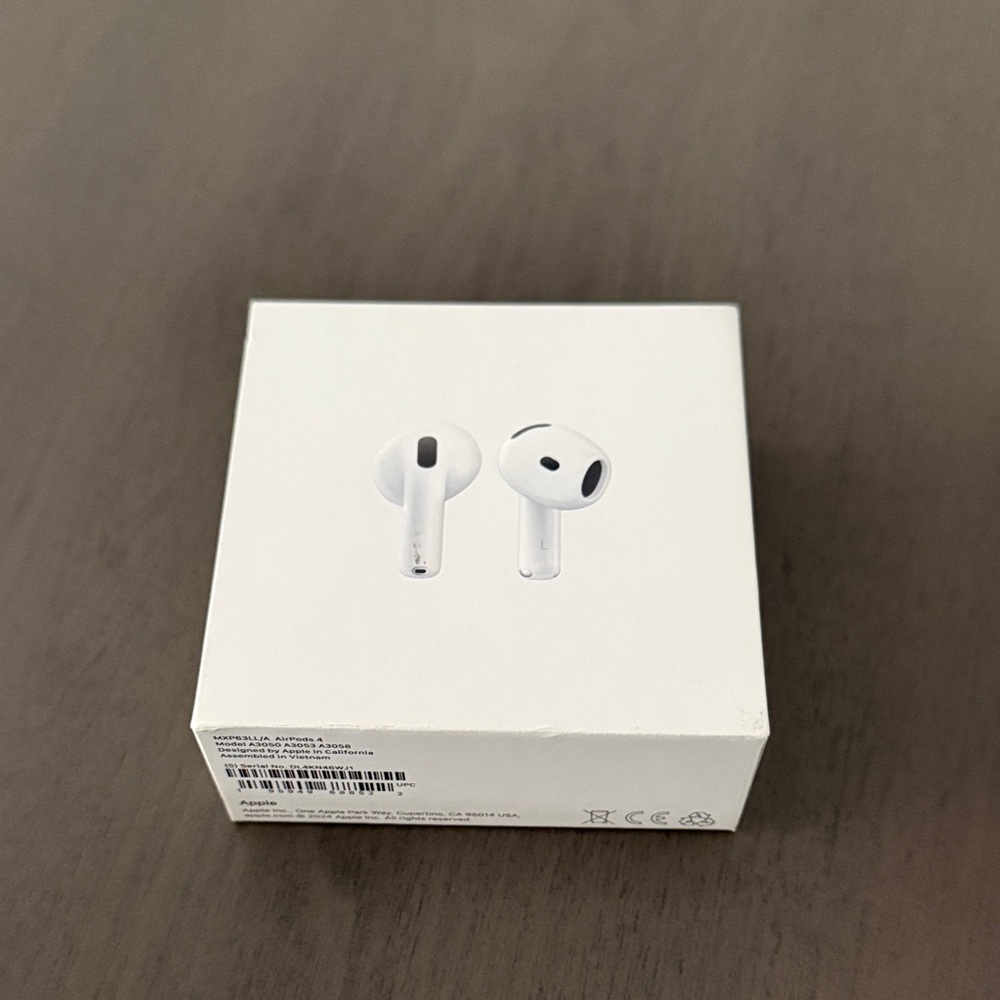AirPods 4